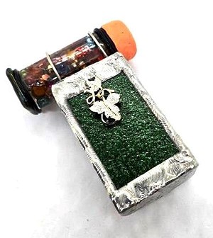 Green Treasure Box Kaleidoscope with ivy leaf by Alan and Nancy Lindenmier 